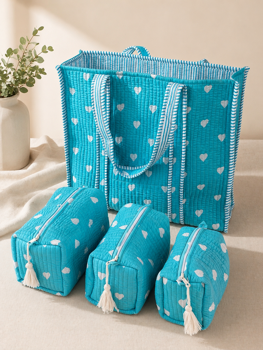 “Turquoise Sweetheart” Quilted Tote & Pouch Set