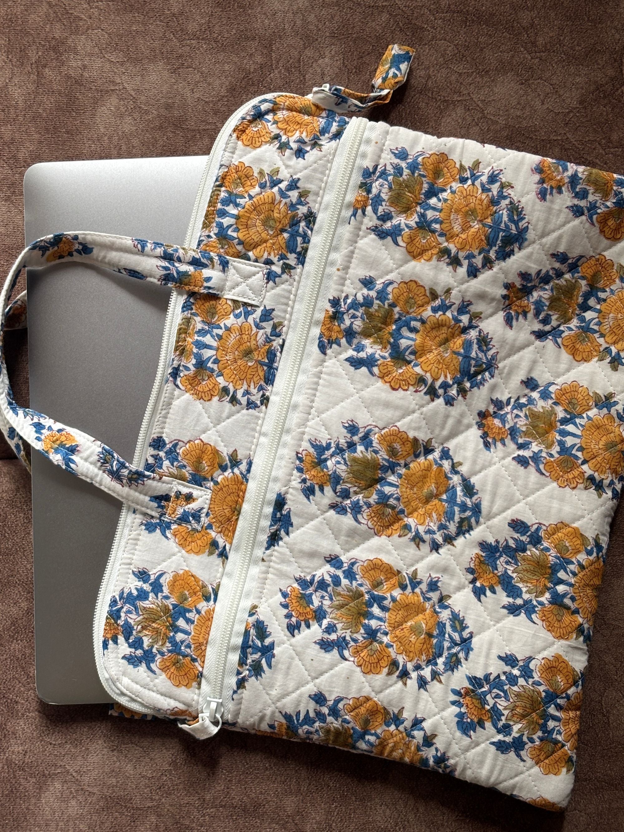 Ivory Sunflower Quilted Laptop Bag