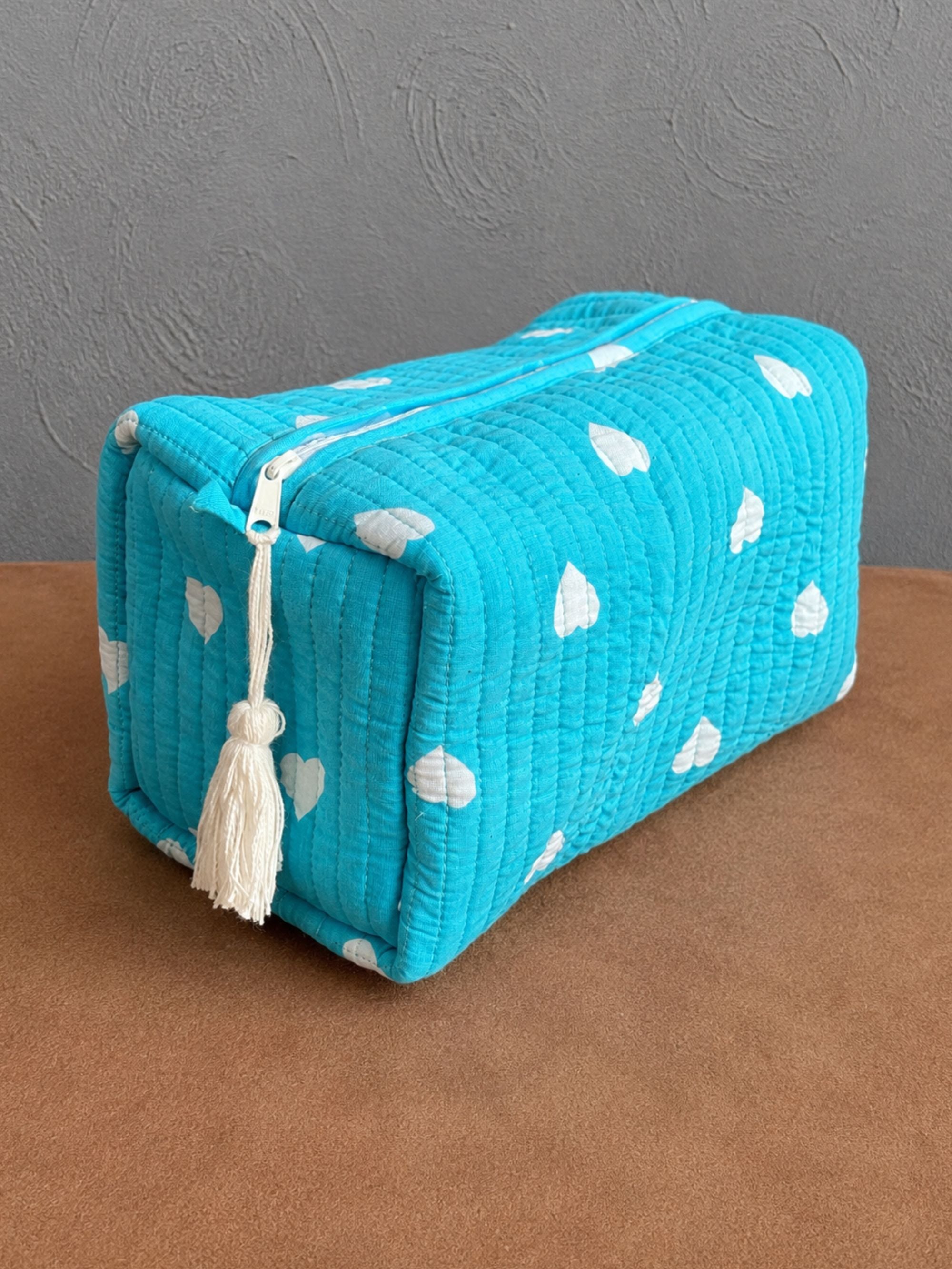 “Turquoise Sweetheart” Quilted Tote & Pouch Set