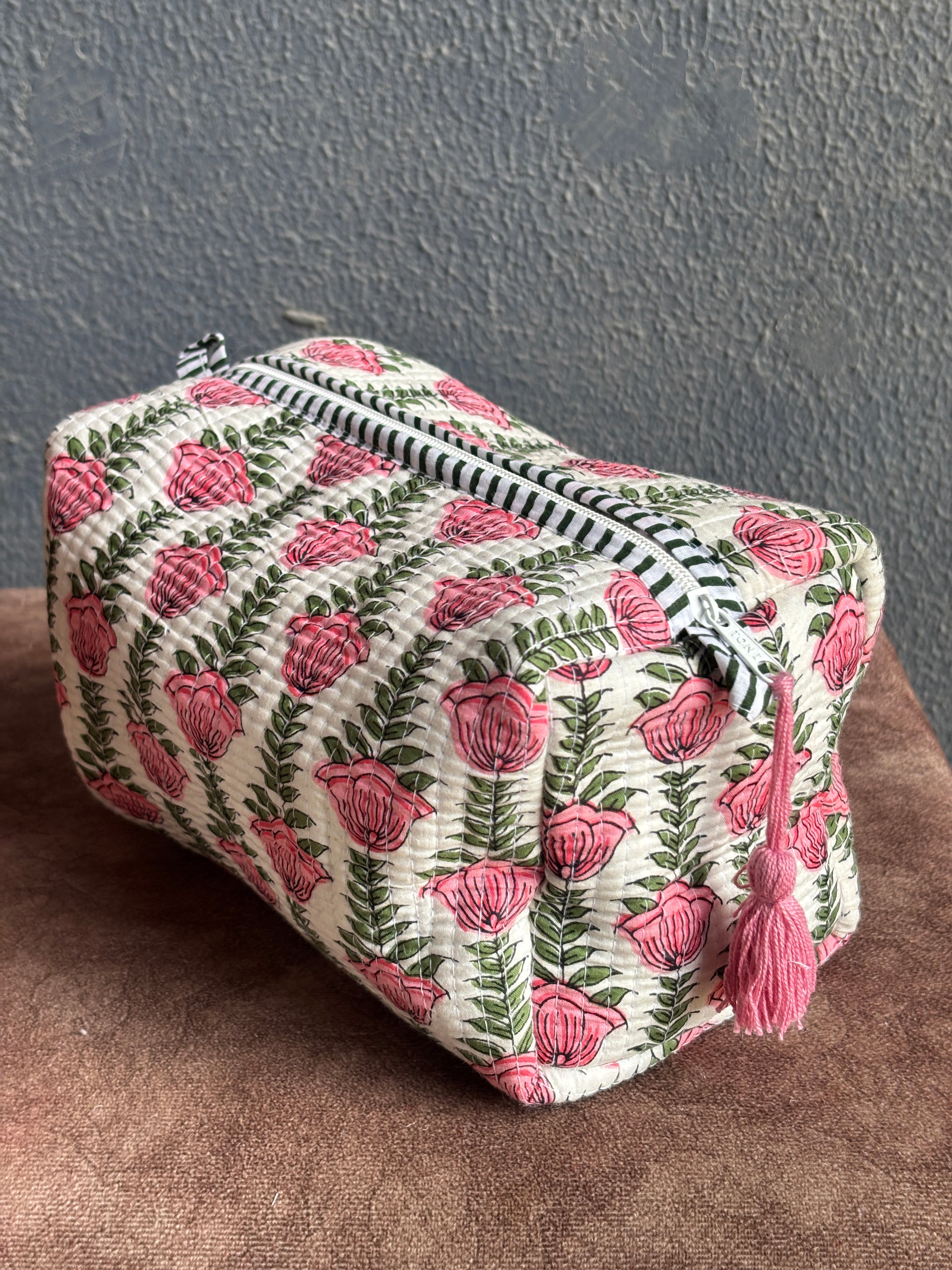 Blush Tulip Vine Quilted Pouch (Set of 3)
